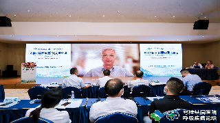 黄志威教授授课.jpg